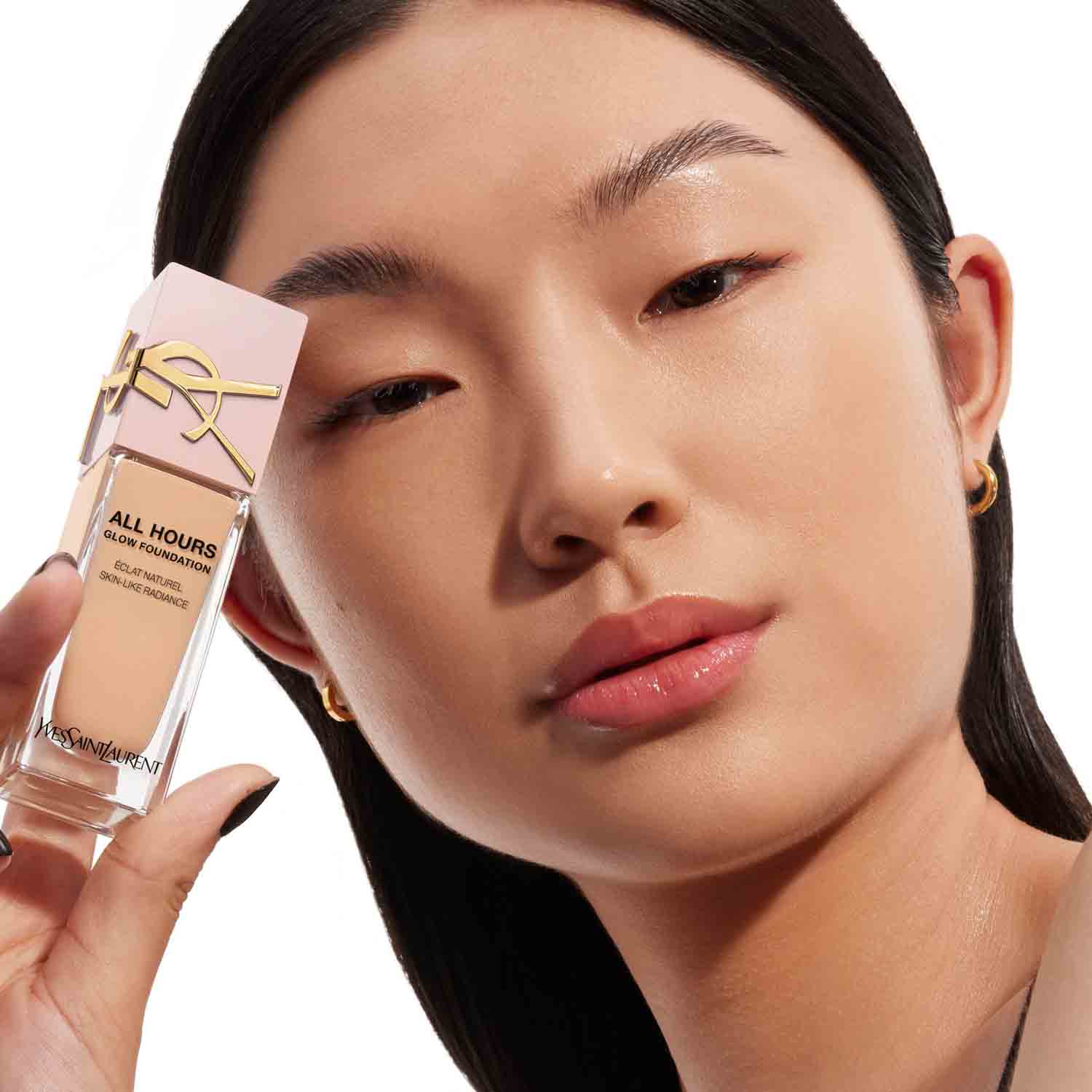 ALL HOURS GLOW FOUNDATION (BASE DE MAQUILLAJE)